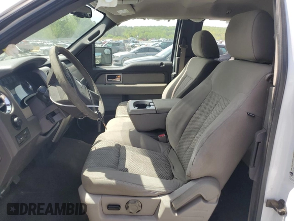 2010 Ford F-150 XL z VIN 1FTEX1E80AFB13709, wystawiony jako Copart lot #53610845 z przebiegiem 340 542 mil mil oraz Szkoda całkowita • Salvage title. Historia ofert i sprzedaży dostępna na DreamBid. Obrazek 7.