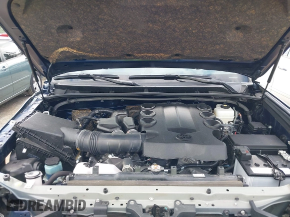 2024 Toyota 4Runner SR5 with VIN JTEMU5JR0R6243619, listed as a IAAI auction lot 42439304 with 24,506 mi miles and . Bid and sale history available at DreamBid. Image 10.