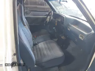 1994 Ford Ranger Splash with VIN 1FTCR10A9RTA84154, listed as a IAAI auction lot 42493706 with 263,754 mi miles and . Bid and sale history available at DreamBid. Image 5.