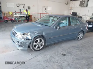 2007 Mercedes-Benz C 350 Sport z VIN WDBRF56H07F893969, wystawiony jako IAAI lot #38957039 z przebiegiem 92 408 mil mil oraz . Historia ofert i sprzedaży dostępna na DreamBid. Obrazek 2.