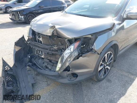 2017 Nissan Rogue S z VIN JN1BJ1CP1HW002968, wystawiony jako IAAI lot #41896777 z przebiegiem 128 583 mil mil oraz . Historia ofert i sprzedaży dostępna na DreamBid. Obrazek 6.