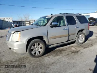 2008 GMC Yukon SLT 4SA z VIN 1GKFK13038R172640, wystawiony jako Copart lot #46718785 z przebiegiem 202 819 mil mil oraz Szkoda całkowita • Salvage title. Historia ofert i sprzedaży dostępna na DreamBid. Obrazek 1.