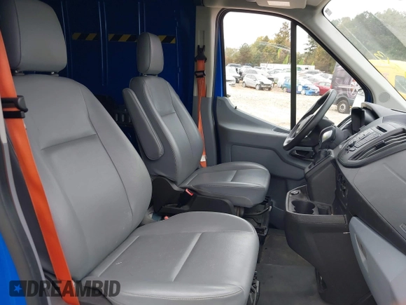 2019 Ford Transit with VIN 1FTYR2CM2KKA24925, listed as a IAAI auction lot 40769513 with 164,464 mi miles and . Bid and sale history available at DreamBid. Image 5.