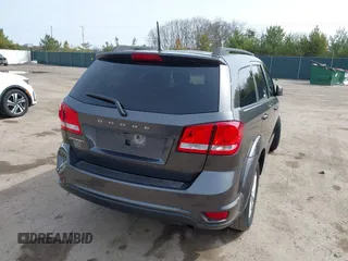 2019 Dodge Journey SE with VIN 3C4PDCBB8KT732028, listed as a IAAI auction lot 41902938 with 49,378 mi miles and . Bid and sale history available at DreamBid. Image 4.