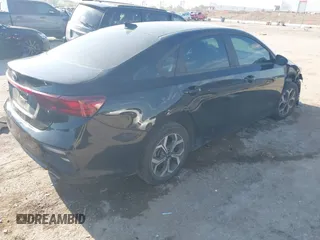 2021 Kia Forte LXS с VIN 3KPF24ADXME355848, выставлен на аукционе IAAI как лот 42248749 с пробегом 52 698 миль миль и . История ставок и продаж доступна на DreamBid. Изображение 4.