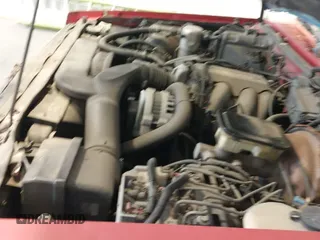 1993 Chevrolet Blazer z VIN 1GNDT13W2P2202181, wystawiony jako IAAI lot #42563244 z przebiegiem 143 439 mil mil oraz . Historia ofert i sprzedaży dostępna na DreamBid. Obrazek 12.