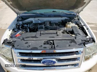 2013 Ford Expedition Max XLT with VIN 1FMJK1J56DEF21842, listed as a Copart auction lot 52733815 with 143,869 mi miles and Clean title. Bid and sale history available at DreamBid. Image 12.