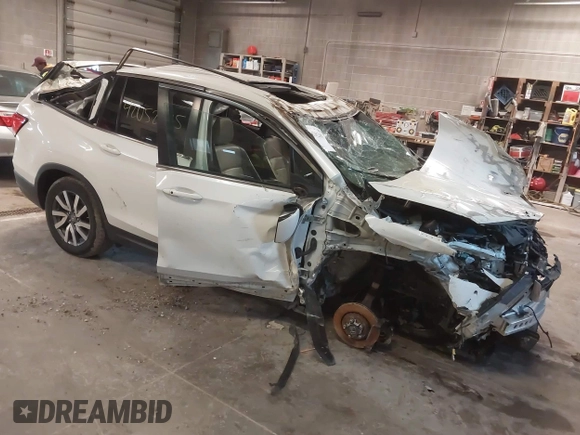 2019 Honda Pilot EX-L with VIN 5FNYF6H57KB050130, listed as a IAAI auction lot 42052495 with Not Provided miles and . Bid and sale history available at carsss.com. Image 1.