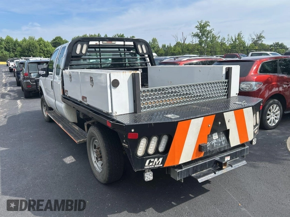 2012 Ford F-250 XL z VIN 1FT7X2B64CEC58701, wystawiony jako IAAI lot #42843909 z przebiegiem 215 931 mil mil oraz . Historia ofert i sprzedaży dostępna na DreamBid. Obrazek 3.