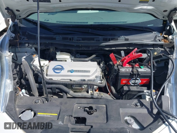 2011 Nissan LEAF SL-e with VIN JN1AZ0CP4BT008089, listed as a IAAI auction lot 41718991 with 48,598 mi miles. Bid and sale history available at carsss.com. Image 10.