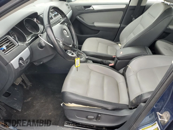 2015 Volkswagen Jetta Sedan Hybrid SEL Premium with VIN 3VW637AJ3FM321602, listed as a Copart auction lot 43653935 with 101,072 mi miles and Clean Title. Bid and sale history available at carsss.com. Image 7.