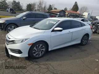 2017 Honda Civic EX z VIN 19XFC2F7XHE209024, wystawiony jako Copart lot #48227055 z przebiegiem 66 661 mil mil oraz Szkody całkowita. Historia ofert i sprzedaży dostępna na DreamBid. Obrazek 1.