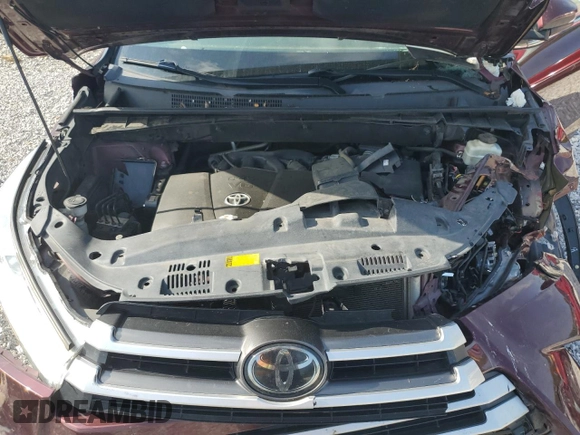 2018 Toyota Highlander SE с VIN 5TDJZRFH4JS865046, выставлен на аукционе Copart как лот 54605785 с пробегом 115 794 миль миль и Списание • Salvage title. История ставок и продаж доступна на DreamBid. Изображение 12.