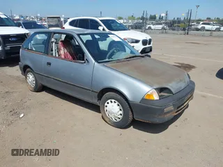 1994 Geo Metro z VIN 2C1MR2465R6726696, wystawiony jako IAAI lot #42053202 z przebiegiem 124 775 mil mil oraz . Historia ofert i sprzedaży dostępna na DreamBid. Obrazek 1.
