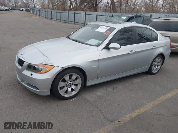 2007 BMW 3 Series 335xi with VIN WBAVD53597A008548, listed as a IAAI auction lot 41471614 with Not Provided miles and . Bid and sale history available at carsss.com. Image 2.
