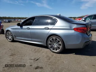 2018 BMW 5 Series M550i xDrive z VIN WBAJB9C55JB036120, wystawiony jako Copart lot #49134865 z przebiegiem Nie podano mil oraz Szkoda całkowita • Salvage title. Historia ofert i sprzedaży dostępna na DreamBid. Obrazek 2.