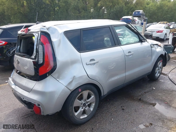 2019 Kia Soul with VIN KNDJN2A24K7018268, listed as a IAAI auction lot 40324198 with 84,432 mi miles. Bid and sale history available at carsss.com. Image 4.