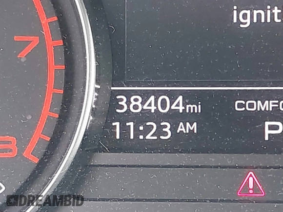 2022 Audi A4 Premium z VIN WAUABAF45NA011914, wystawiony jako IAAI lot #42210116 z przebiegiem 38 404 mil mil oraz . Historia ofert i sprzedaży dostępna na DreamBid. Obrazek 16.