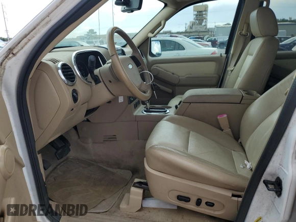 2007 Ford Explorer XLT z VIN 1FMEU63E57UA78521, wystawiony jako Copart lot #64180775 z przebiegiem 109 532 mil mil oraz Szkoda całkowita • Salvage title. Historia ofert i sprzedaży dostępna na DreamBid. Obrazek 7.