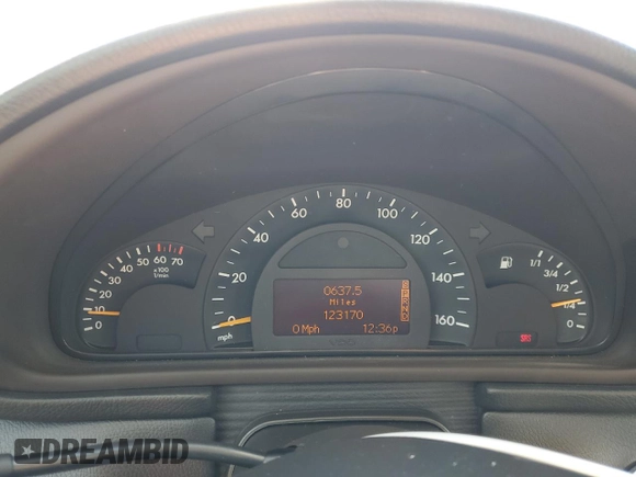 2004 Mercedes-Benz C 320 with VIN WDBRF64J54F538237, listed as a Copart auction lot 75284944 with 123,170 mi miles and Salvage Title. Bid and sale history available at DreamBid. Image 9.
