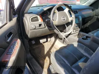 2009 GMC Yukon SLT w/4SB with VIN 1GKFC33019R280457, listed as a Copart auction lot 76685554 with 253,736 mi miles and Salvage Title. Bid and sale history available at carsss.com. Image 8.