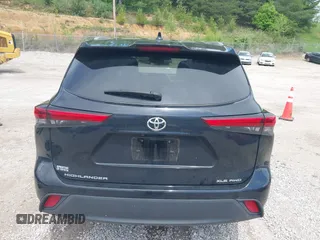 2022 Toyota Highlander XLE z VIN 5TDGZRBH3NS587245, wystawiony jako IAAI lot #42146453 z przebiegiem 74 909 mil mil oraz . Historia ofert i sprzedaży dostępna na DreamBid. Obrazek 16.