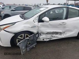 2016 Toyota Prius Four z VIN JTDKARFU5G3018930, wystawiony jako IAAI lot #41570722 z przebiegiem 172 791 mil mil oraz . Historia ofert i sprzedaży dostępna na DreamBid. Obrazek 6.