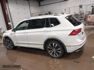 2020 Volkswagen Tiguan SEL Premium R-Line with VIN 3VV4B7AX5LM145862, listed as a IAAI auction lot 41414108 with 37,503 mi miles. Bid and sale history available at carsss.com. Image 14.