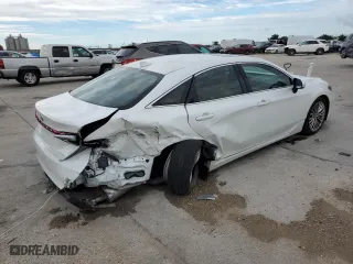 2022 Toyota Avalon Limited with VIN 4T1DZ1FB0NU081194, listed as a Copart auction lot 63980014 with 25,884 mi miles and Salvage Title. Bid and sale history available at carsss.com. Image 3.