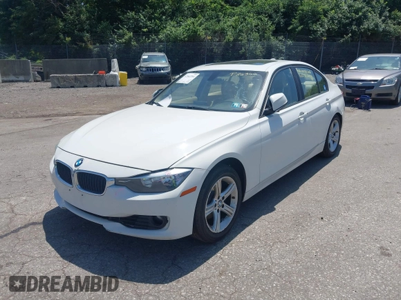 2013 BMW 3 Series 328i z VIN WBA3A5G51DNP26366, wystawiony jako IAAI lot #42562204 z przebiegiem 178 561 mil mil oraz . Historia ofert i sprzedaży dostępna na DreamBid. Obrazek 14.