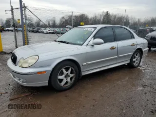 2005 Hyundai Sonata GLS with VIN KMHWF35H45A165863, listed as a Copart auction lot 82361594 with 75,162 mi miles and Salvage Title. Bid and sale history available at carsss.com. Image 1.