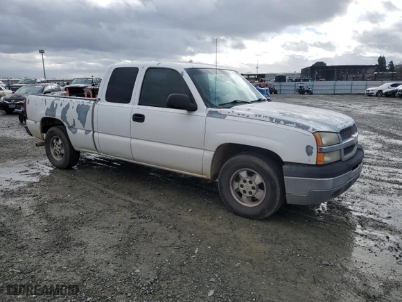 2004 Chevrolet Silverado 1500 with VIN 2GCEC19VX41166909, listed as a Copart auction lot 84210844 with 207,068 mi miles and Salvage Title. Bid and sale history available at carsss.com. Image 4.