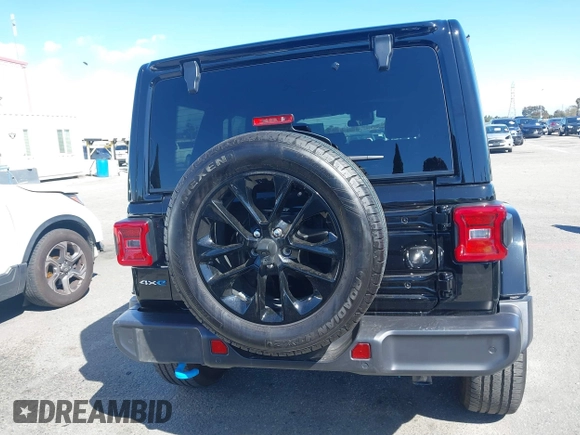 2024 Jeep Wrangler Sahara с VIN 1C4RJXP63RW192404, выставлен на аукционе IAAI как лот 41720108 с пробегом 11 880 миль миль и . История ставок и продаж доступна на DreamBid. Изображение 16.
