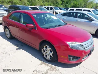 2010 Ford Fusion SE with VIN 3FAHP0HA3AR261500, listed as a IAAI auction lot 41980947 with 252,975 mi miles. Bid and sale history available at carsss.com. Image 1.