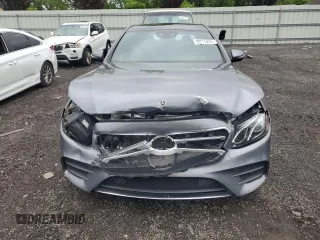 2020 Mercedes-Benz E 350 with VIN W1KZF8EB6LA819680, listed as a Copart auction lot 58715225 with 35,764 mi miles and Salvage title. Bid and sale history available at DreamBid. Image 5.