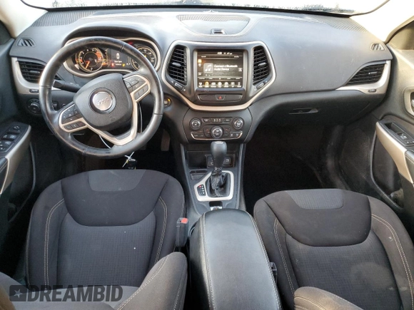 2017 Jeep Cherokee Latitude with VIN 1C4PJLCS9HW650948, listed as a Copart auction lot 43453955 with 140,764 mi miles and Salvage Title. Bid and sale history available at carsss.com. Image 8.