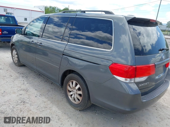 2008 Honda Odyssey EX-L with VIN 5FNRL38678B410526, listed as a IAAI auction lot 42206735 with 185,279 mi miles. Bid and sale history available at carsss.com. Image 3.