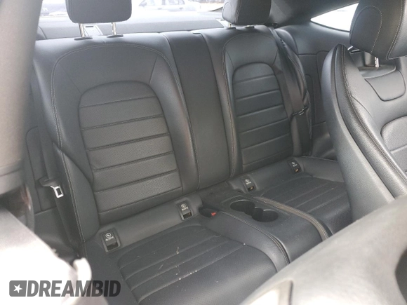 2018 Mercedes-Benz C 300 с VIN WDDWJ4KB9JF732810, выставлен на аукционе Copart как лот 41413545 с пробегом Не указан миль и Чистый • Clean title. История ставок и продаж доступна на DreamBid. Изображение 10.