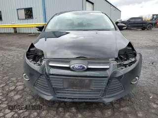 2014 Ford Focus SE with VIN 1FADP3F22EL433306, listed as a Copart auction lot 52242515 with 133,140 mi miles and Salvage Title. Bid and sale history available at carsss.com. Image 5.