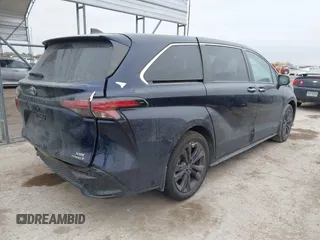 2021 Toyota Sienna XSE with VIN 5TDXRKEC5MS025417, listed as a IAAI auction lot 41420892 with 56,055 mi miles and . Bid and sale history available at DreamBid. Image 4.