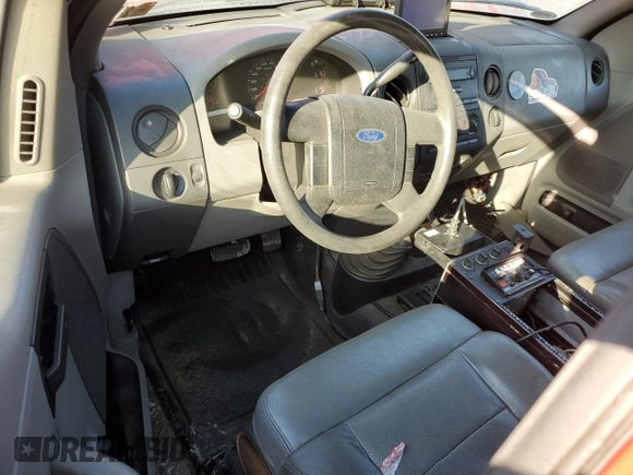 2004 Ford F-150 XL with VIN 1FTRF14W14NA77690, listed as a Copart auction lot 42525055 with 120,688 mi miles and Salvage Title. Bid and sale history available at DreamBid. Image 8.