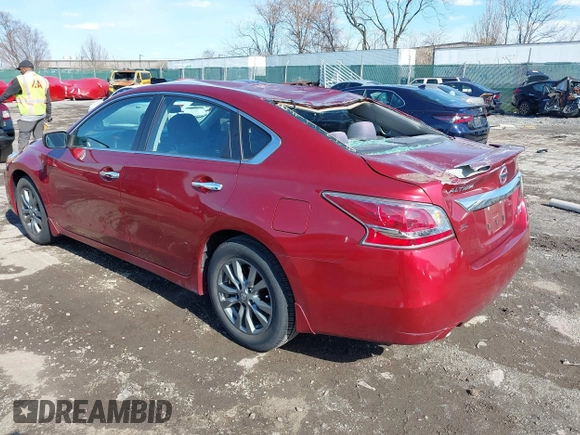 2015 Nissan Altima 2.5 S with VIN 1N4AL3AP6FC471897, listed as a IAAI auction lot 41882021 with 120,948 mi miles. Bid and sale history available at carsss.com. Image 3.