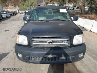 2001 Toyota Sequoia Limited with VIN 5TDZT38A31S010145, listed as a IAAI auction lot 41504505 with 116,951 mi miles. Bid and sale history available at carsss.com. Image 6.
