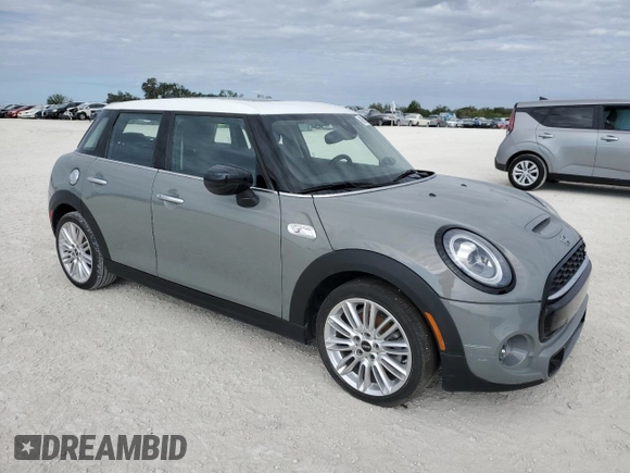 2021 MINI Hardtop 4 Door Cooper S with VIN WMWXU9C08M2N81063, listed as a Copart auction lot 86783454 with Not provided miles and Non repairable. Bid and sale history available at DreamBid. Image 4.