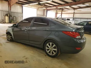 2012 Hyundai Accent GLS z VIN KMHCU4AE0CU225272, wystawiony jako Copart lot #49724155 z przebiegiem Nie podano mil oraz Szkoda całkowita • Salvage title. Historia ofert i sprzedaży dostępna na DreamBid. Obrazek 2.