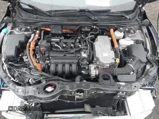 2020 Honda Insight Touring with VIN 19XZE4F98LE011149, listed as a IAAI auction lot 41834043 with 54,251 mi miles and . Bid and sale history available at carsss.com. Image 10.