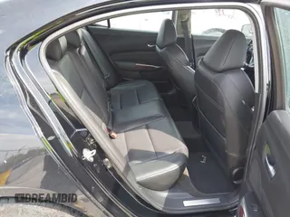 2017 Acura TLX Technology z VIN 19UUB1F53HA007617, wystawiony jako IAAI lot #42039385 z przebiegiem Nie podano mil oraz . Historia ofert i sprzedaży dostępna na DreamBid. Obrazek 8.