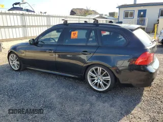 2011 BMW 3 Series 328i with VIN WBAUT9C55BA191963, listed as a Copart auction lot 50912865 with 93,538 mi miles and Clean title. Bid and sale history available at DreamBid. Image 2.