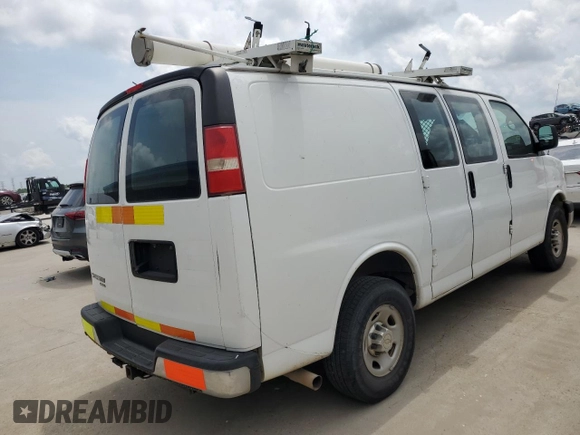 2014 Chevrolet Express Cargo with VIN 1GCWGFCA2E1915057, listed as a Copart auction lot 52590835 with 148,704 mi miles and Clean title. Bid and sale history available at DreamBid. Image 3.