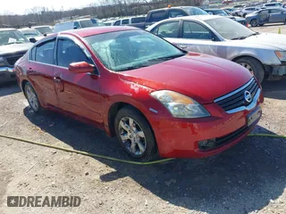 2007 Nissan Altima 2.5 with VIN 1N4AL21E17N491988, listed as a IAAI auction lot 41755020 with 248,640 mi miles. Bid and sale history available at carsss.com. Image 1.
